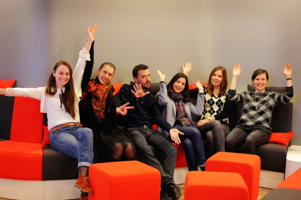 get custom hoodies in Canada for your employees